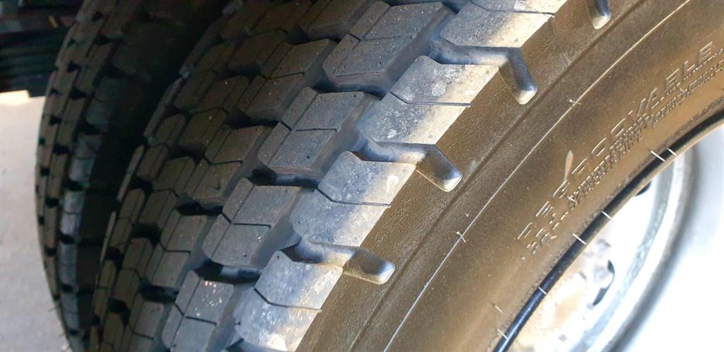 현대 메가트럭 단바리 카고 5톤 수동 7