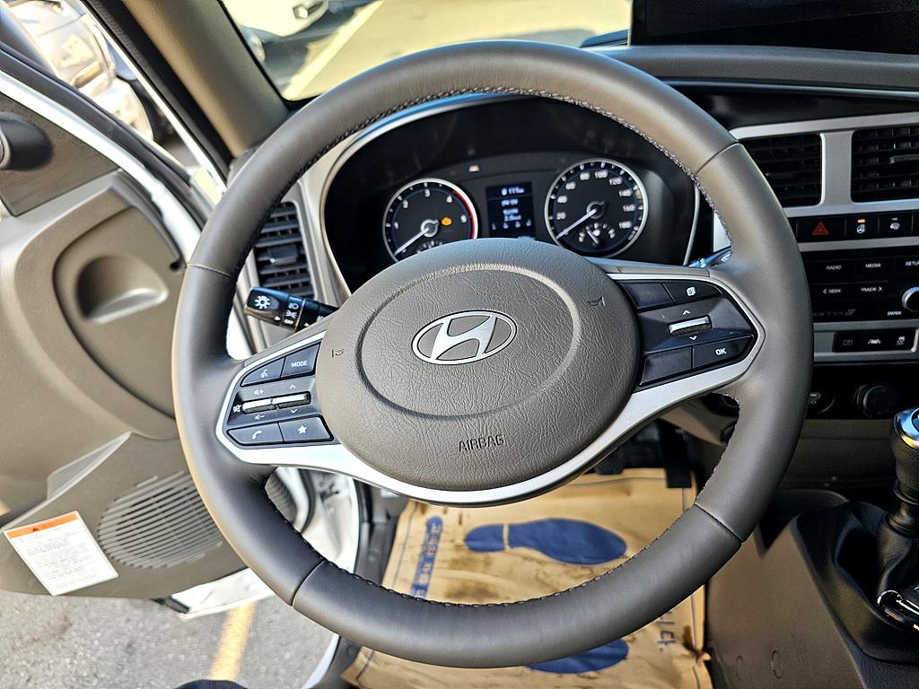 현대 포터2 1톤 윙바디 LPG 15