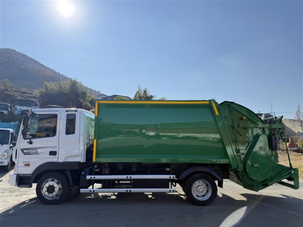 현대 압착진개 메가트럭 5톤 3