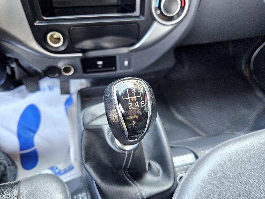 기아 봉고3 캠퍼밴 10