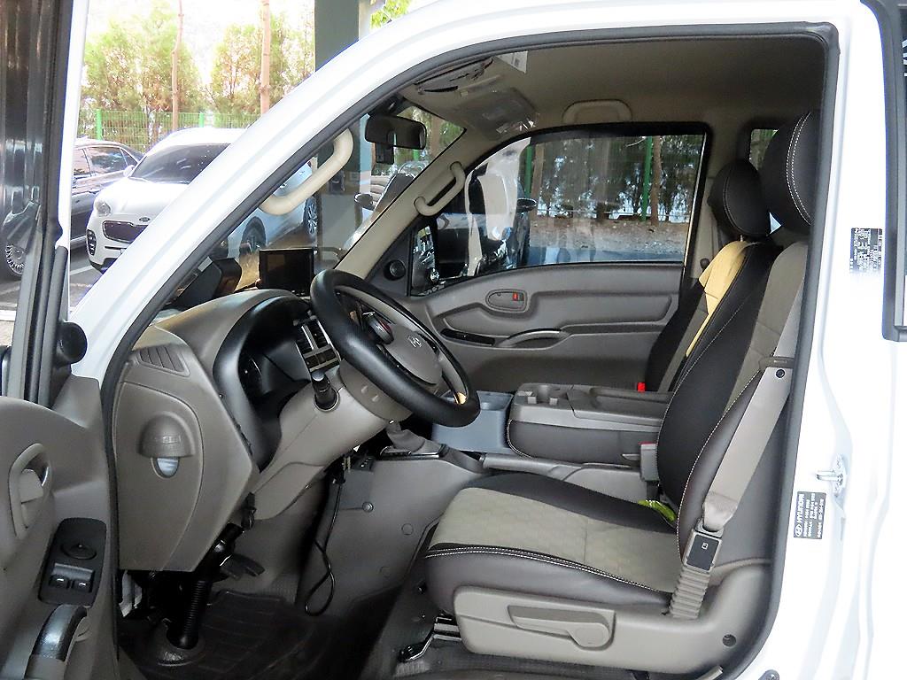 현대 포터2 1톤 냉동탑 LPG 4