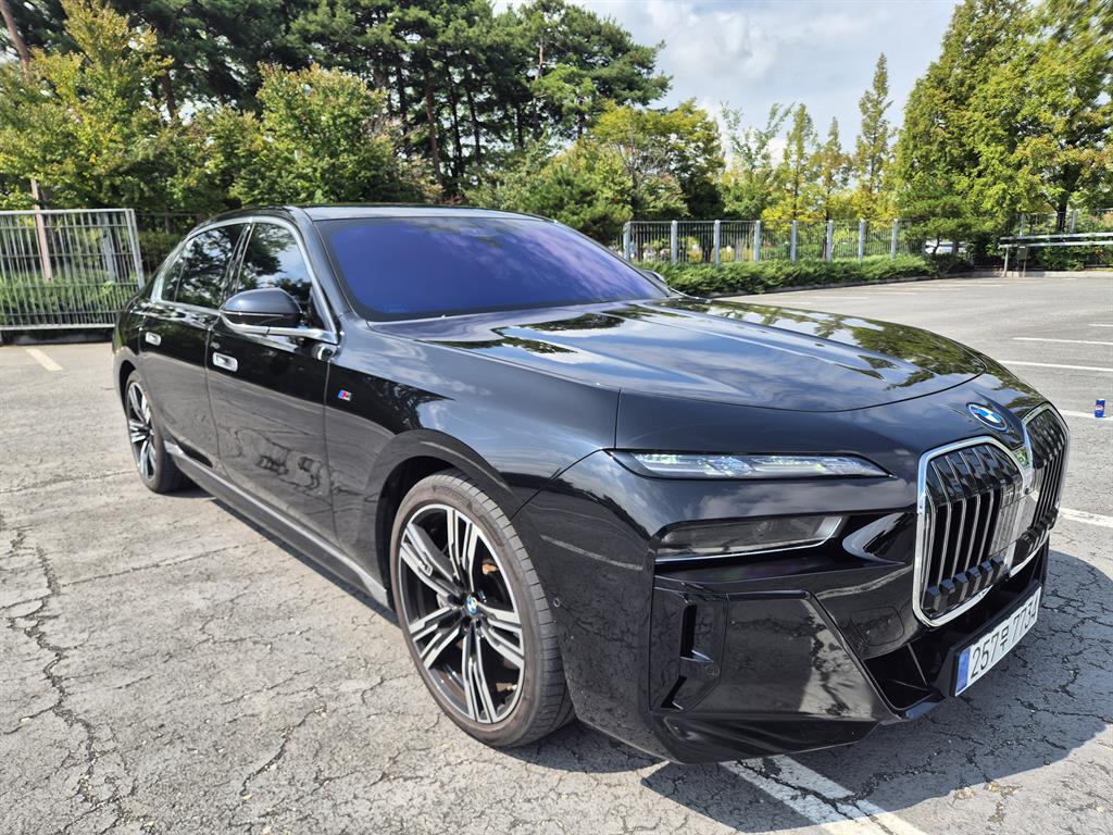 Genesis G70 750e xDrive M Sport 3