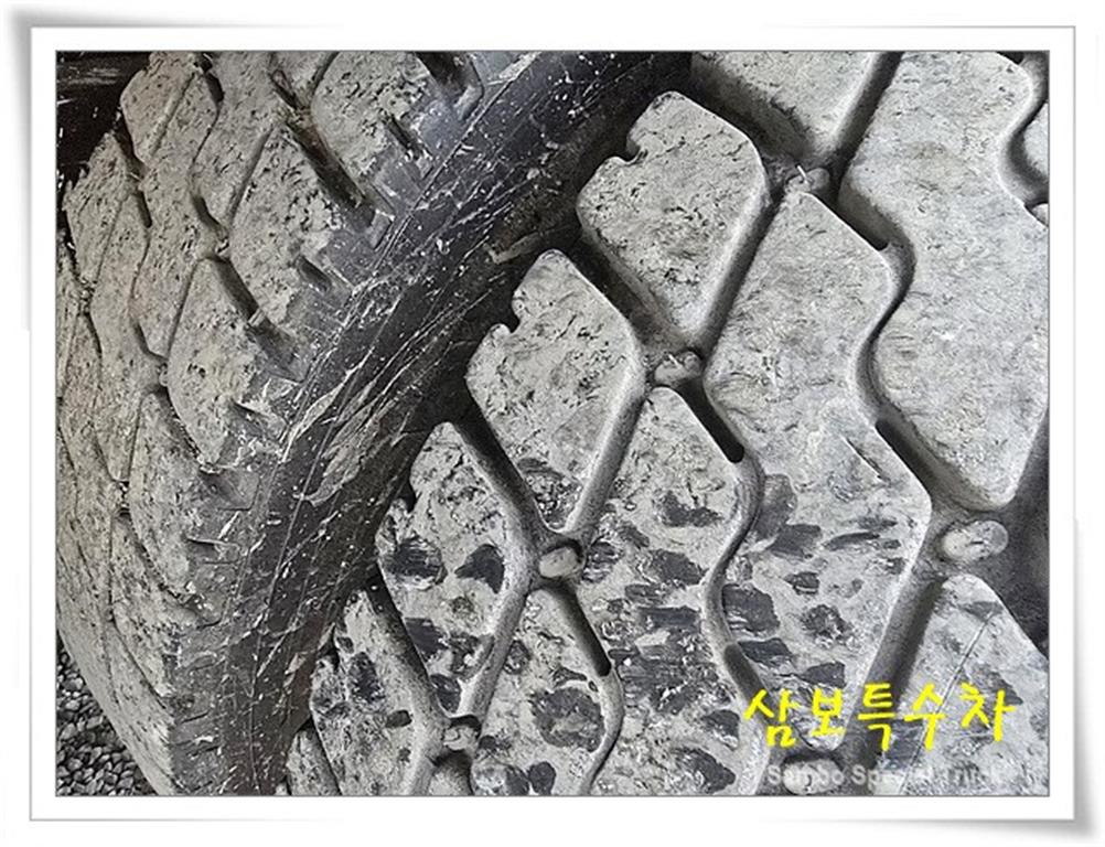 현대 트라고 암롤 24톤 수동 14