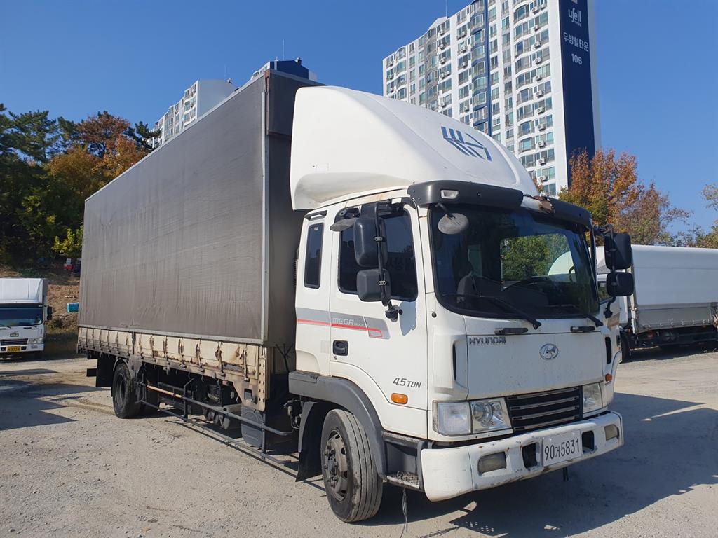 현대 메가트럭 단바리 4.5톤 수동 3