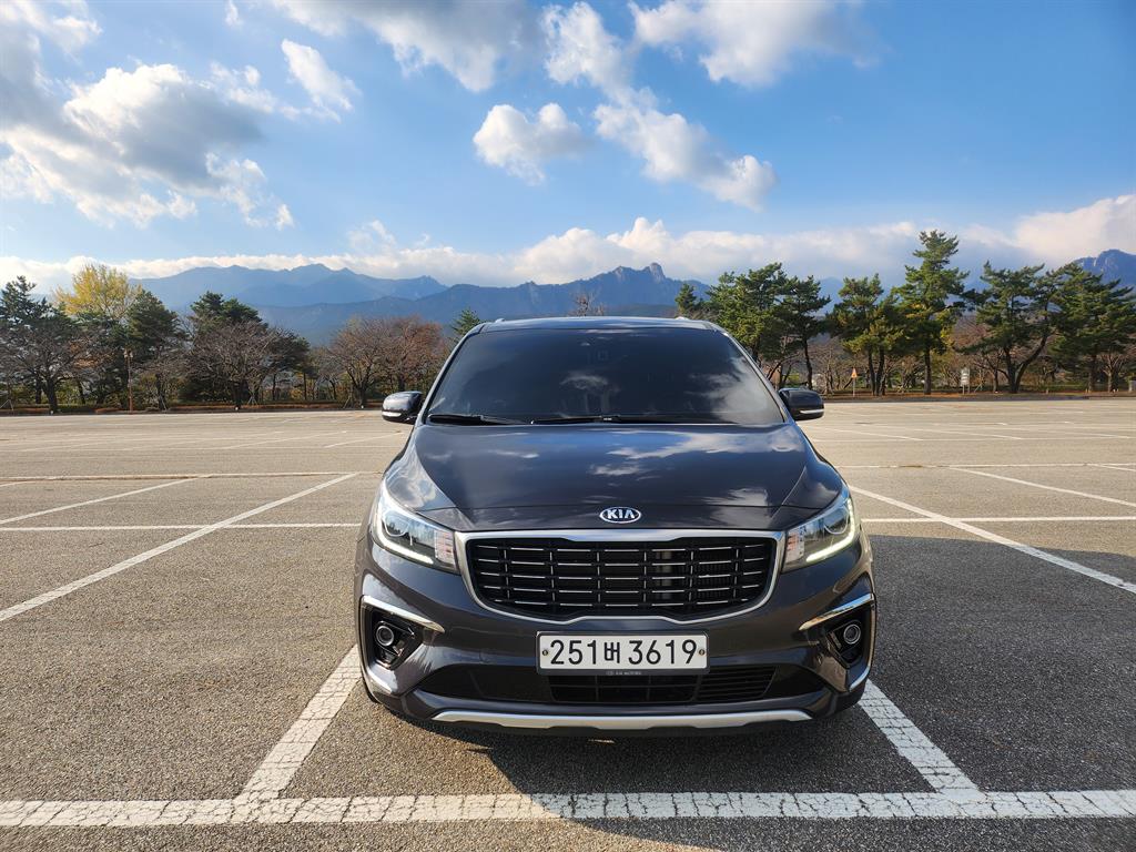 Kia Carnival Diesel Prestige