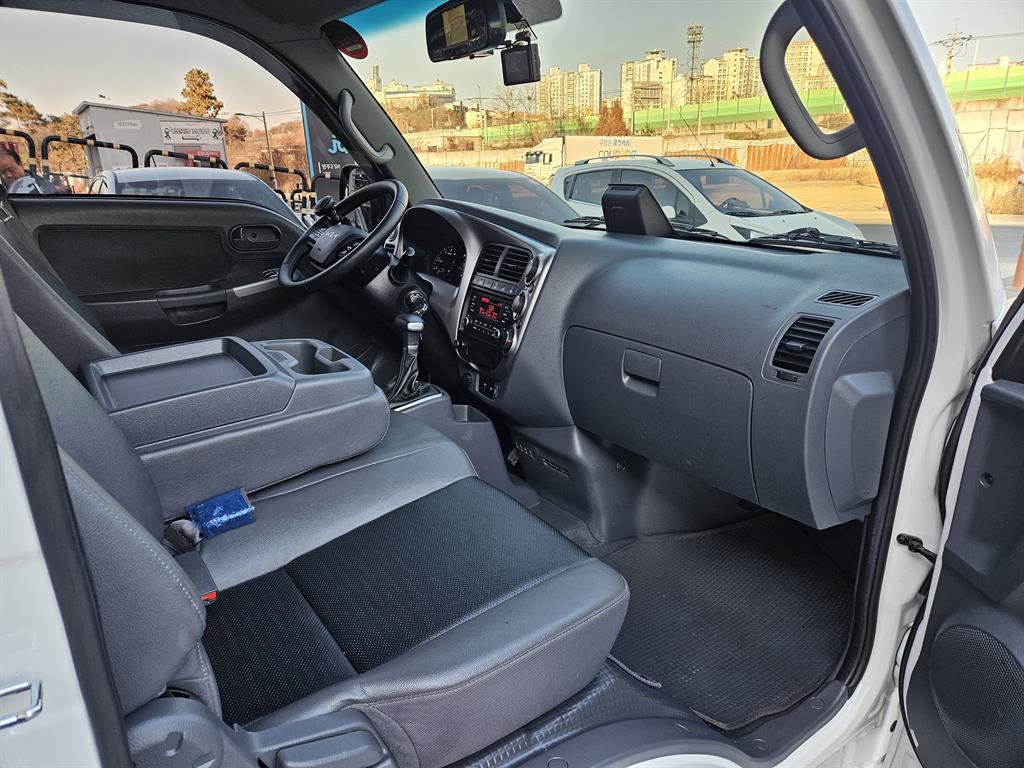 기아 봉고3 1톤 표준탑 LPG 7