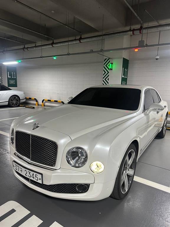 Bentley Mulsanne 6.8