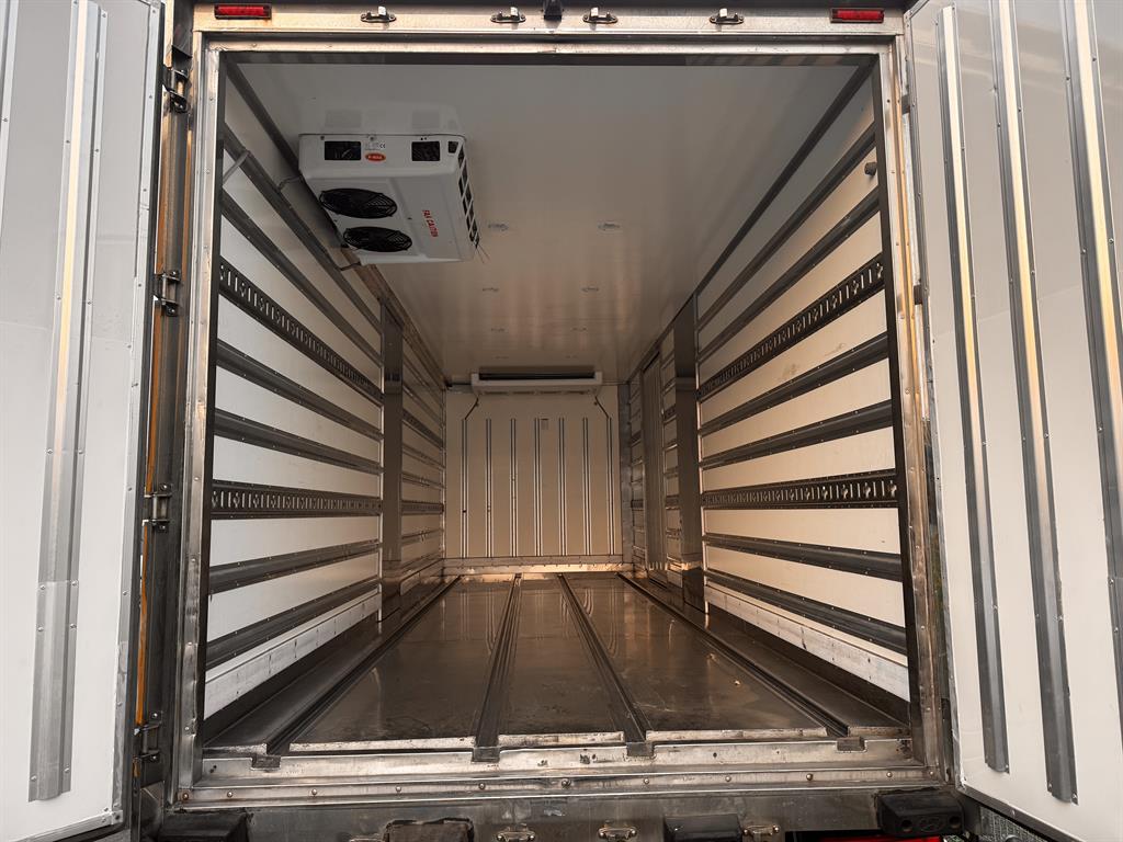 현대 파비스 냉동탑 8톤 오토 1