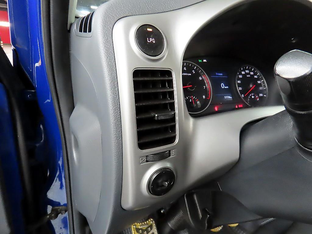 기아 봉고3 1톤 카고 LPG 10