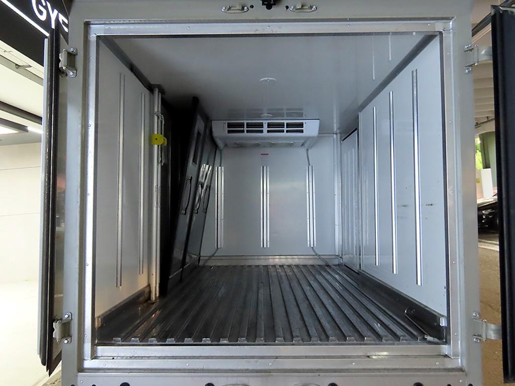 현대 포터2 1톤 냉동탑 LPG 16