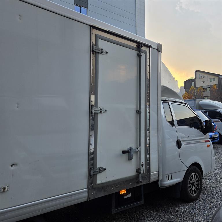 현대 포터2 1톤 냉동탑 7