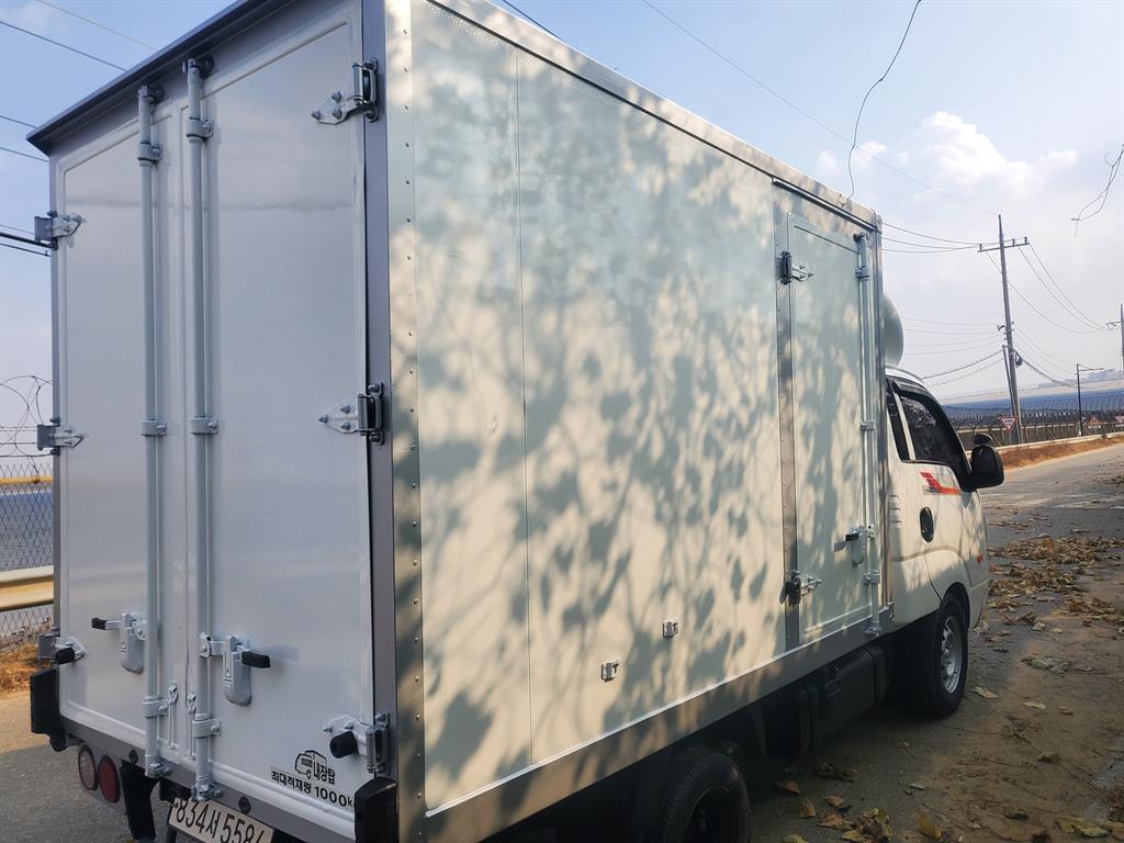 기아 봉고3 1톤 표준탑 4