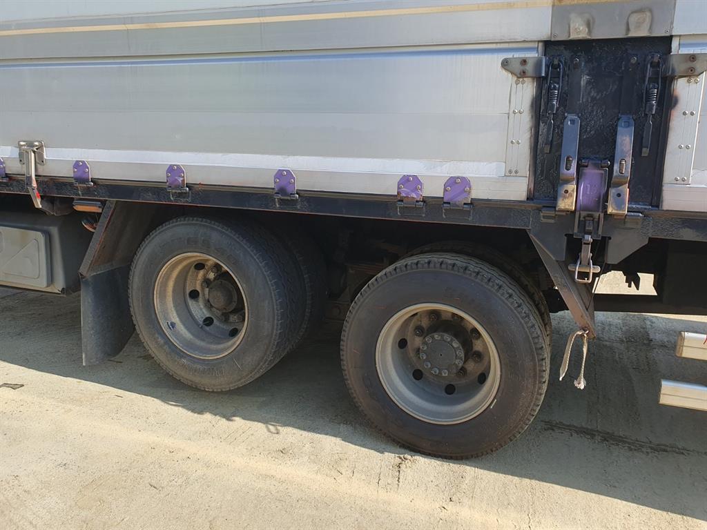 타타대우 프리마 냉장윙 4.5톤 수동 3