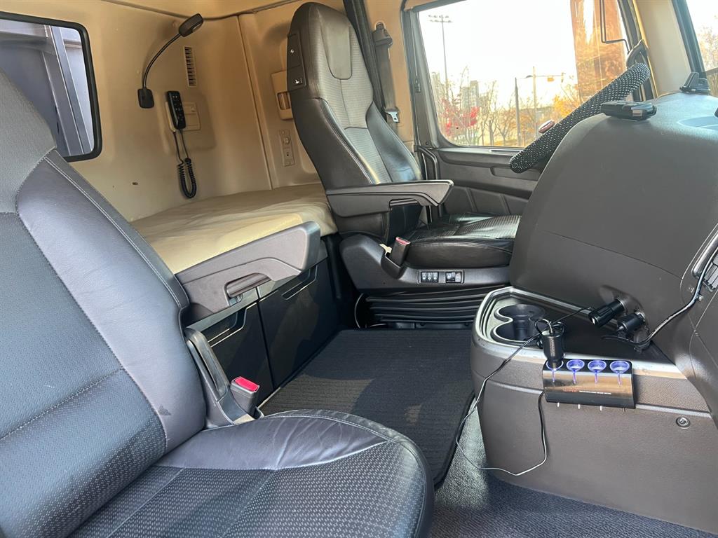 현대 엑시언트 상승윙바디 25톤 오토 15