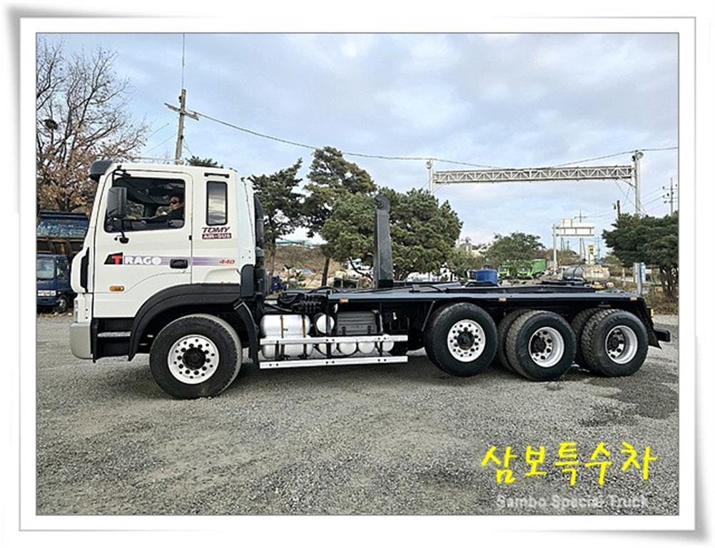 현대 트라고 암롤 24톤 수동 3