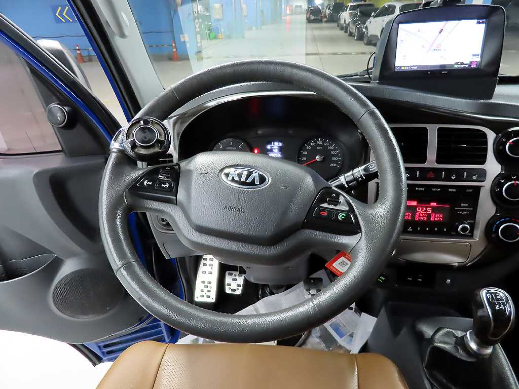 기아 봉고3 1.2톤 카고 8