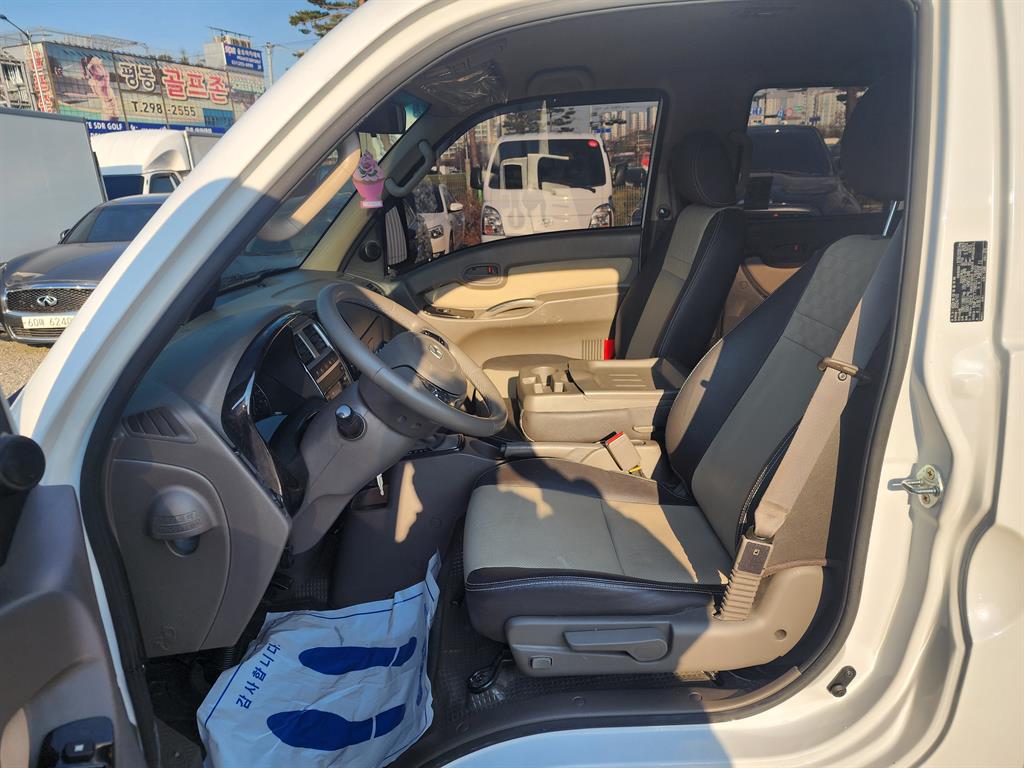 현대 포터2 1톤 카고 LPG 7