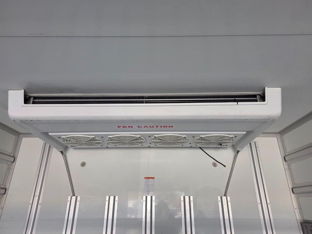 현대 메가트럭 단바리 냉동탑 5톤 수동 7