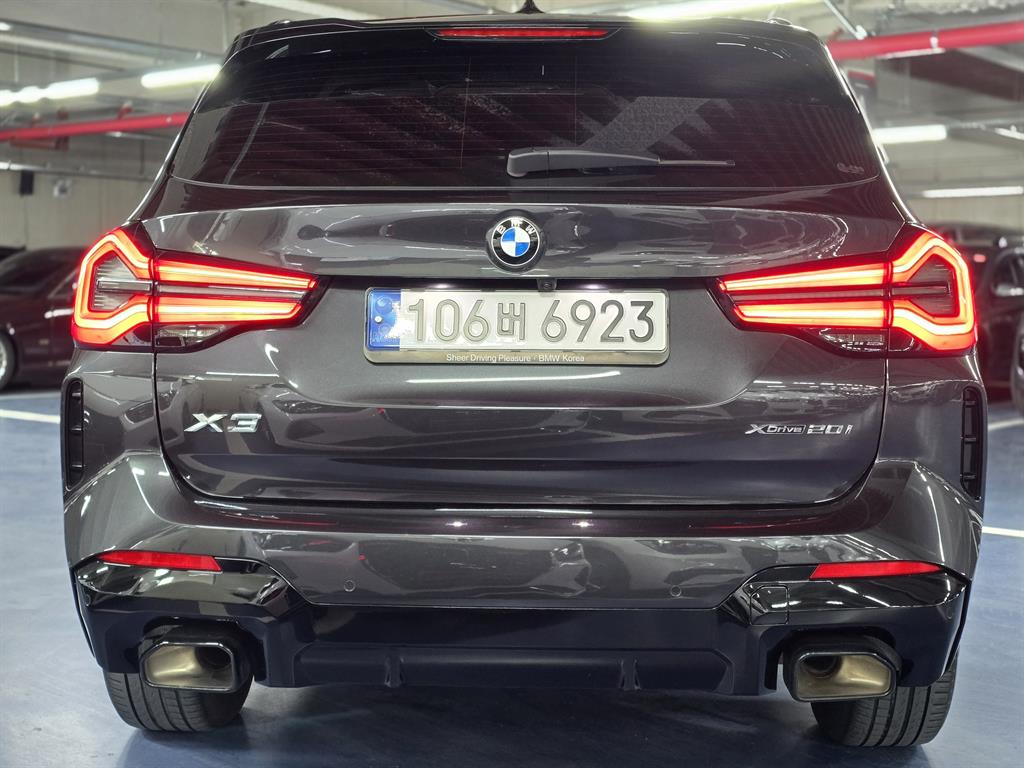 BMW X3 xDrive 20i M Sport Pro 4
