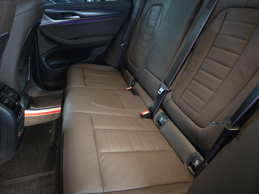 BMW X3 xDrive 20i M Sport Pro 8
