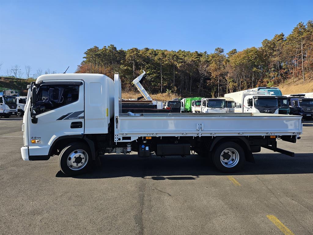 현대 올뉴마이티 2.5톤 카고 1