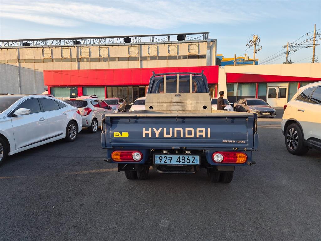 현대 포터2 1톤 카고 전기 3