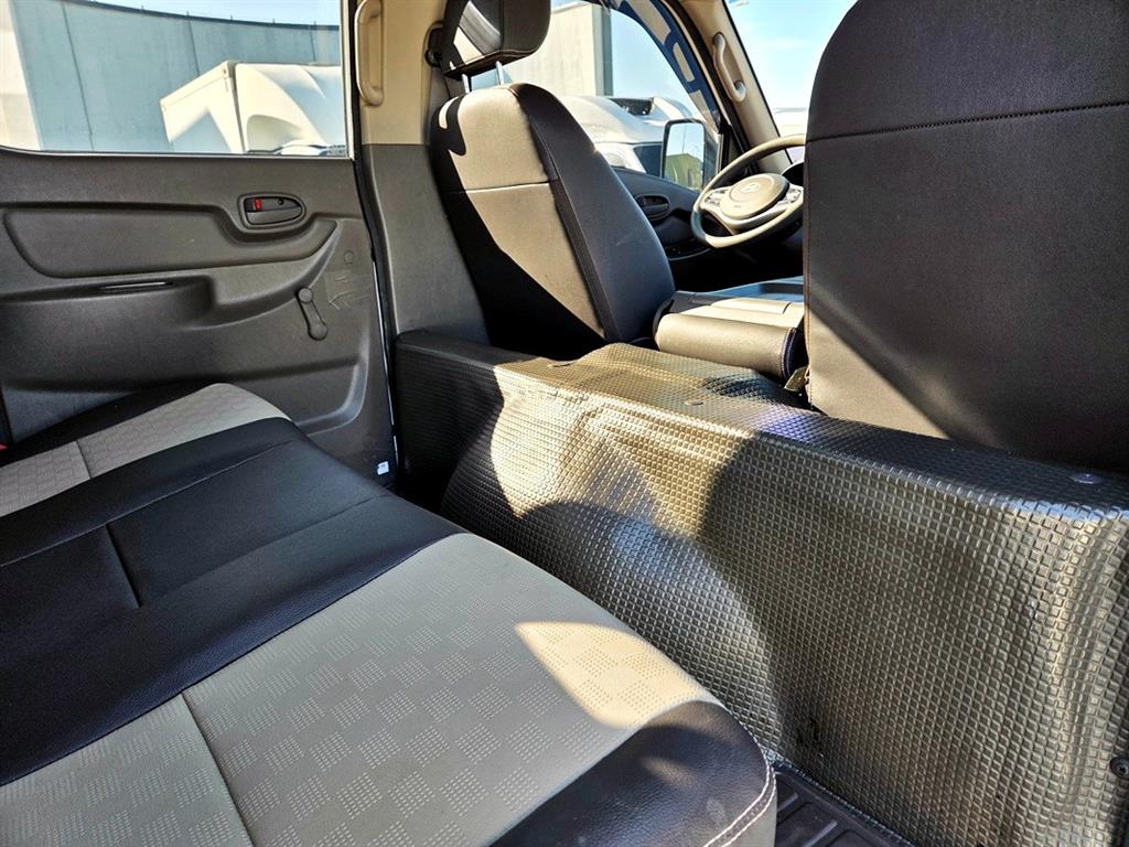 현대 포터2 1톤 카고 더블캡 장축 LPG 9