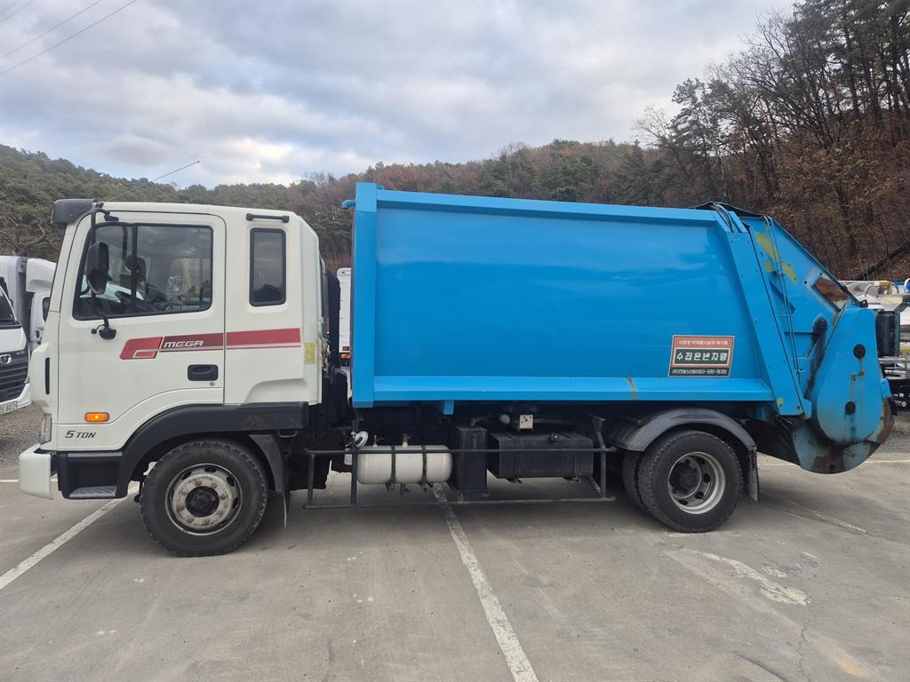 현대 압착진개 메가트럭 5톤 3