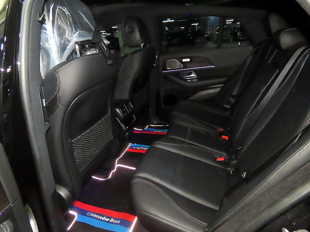 Mercedes-Benz GLE-Class GLE400d 4MATIC Coupe 8