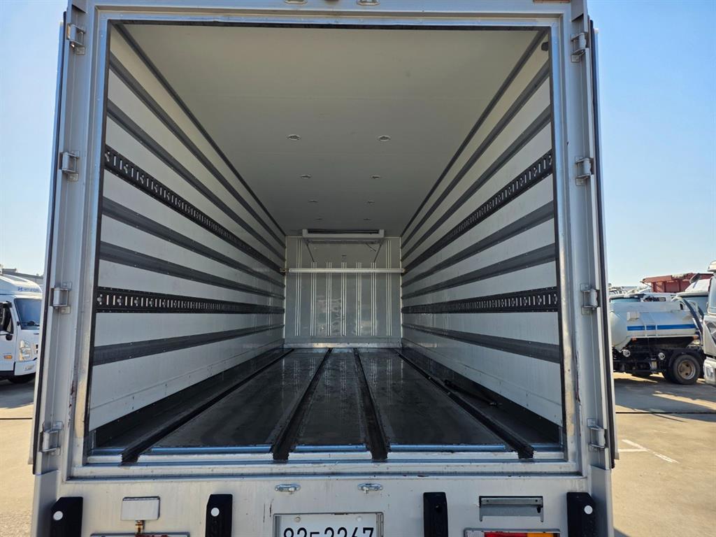 현대 메가트럭 단바리 냉동탑 5톤 수동 6