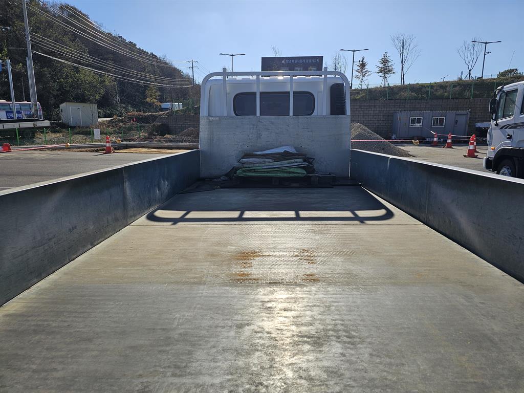 현대 올뉴마이티 2.5톤 카고 4