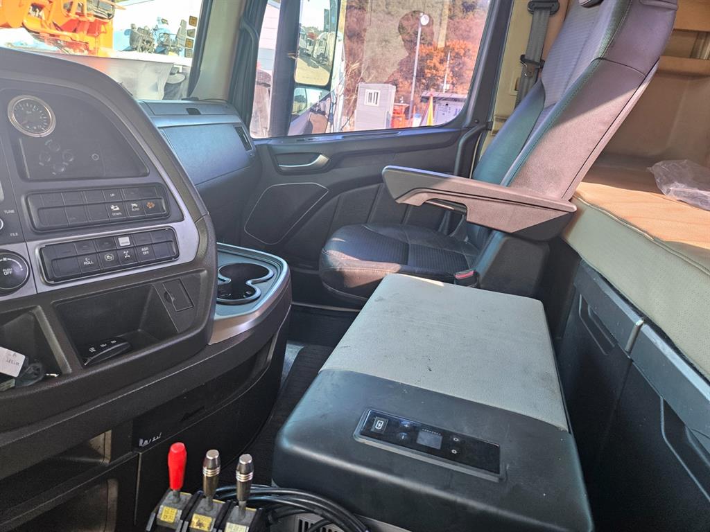 현대 엑시언트 암롤 24톤 오토 8