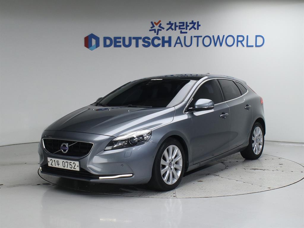 V40 D2 2015년식