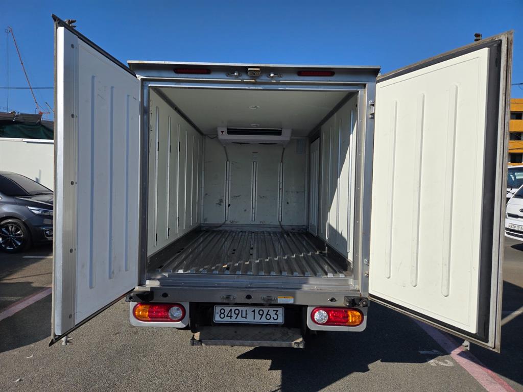 현대 포터2 1톤 냉동탑 7