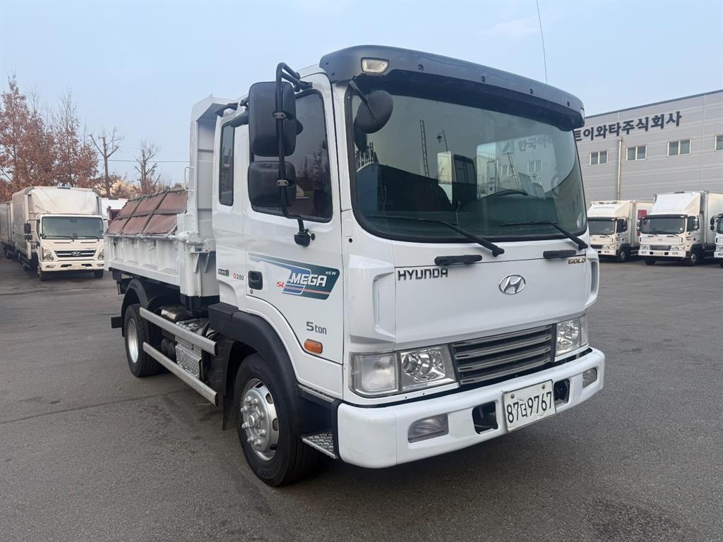 현대 메가트럭 화물덤프 4.5톤 2