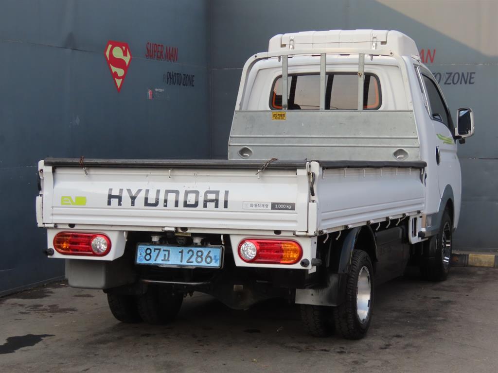 현대 포터2 1톤 카고 전기 2