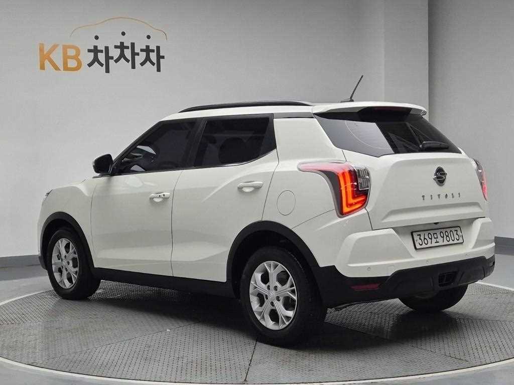 KG Mobility (Ssangyong) Tivoli 2WD Gasoline 1.5 V3 3