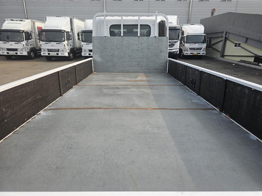 현대 올뉴마이티 2.5톤 카고 슈퍼캡 8