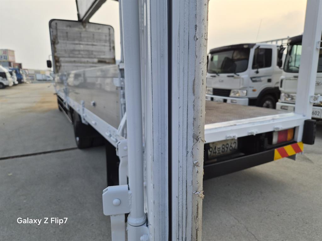 현대 메가트럭 250 단바리 윙바디 4.5톤 수동 14