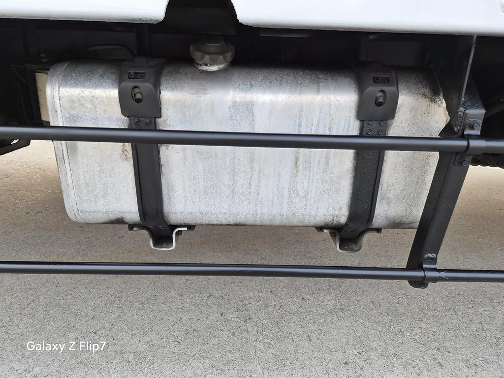 현대 메가트럭 250 단바리 윙바디 4.5톤 수동 8