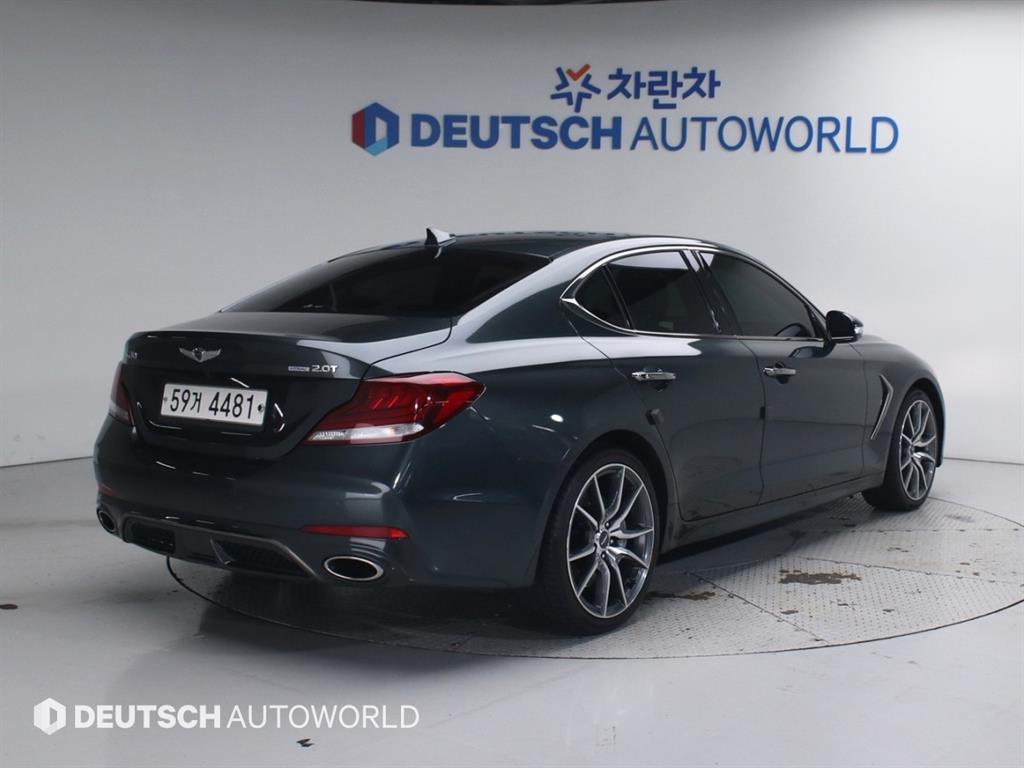 제네시스 G70 2.0T AWD 스포츠 패키지 사진 2/20