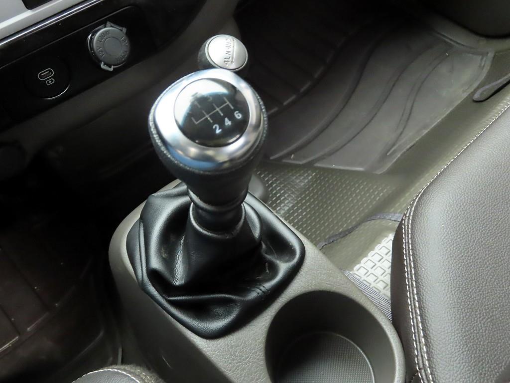 현대 포터2 1톤 카고 LPG 9