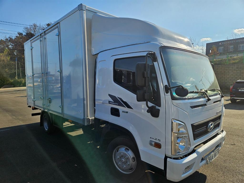 현대 올뉴마이티 2.5톤 익스하이탑 5