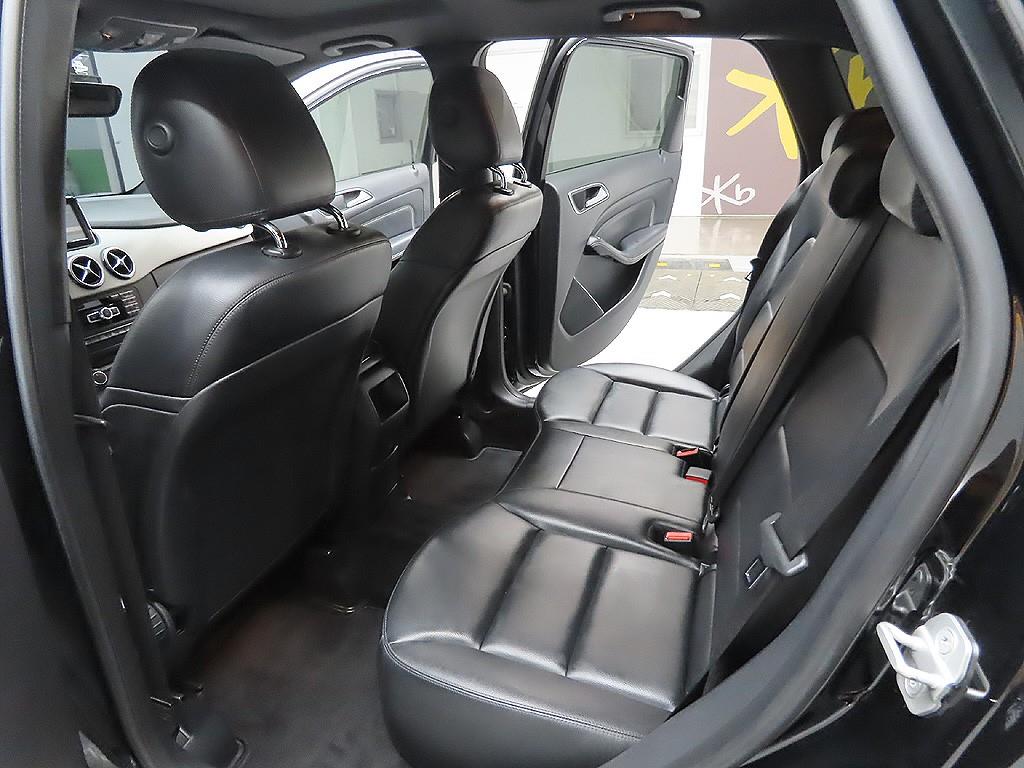 Mercedes-Benz B-Class B200 CDI BlueEfficiency Sport Pack 10