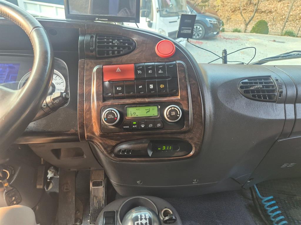 현대 메가트럭 윙바디 5톤 수동 16