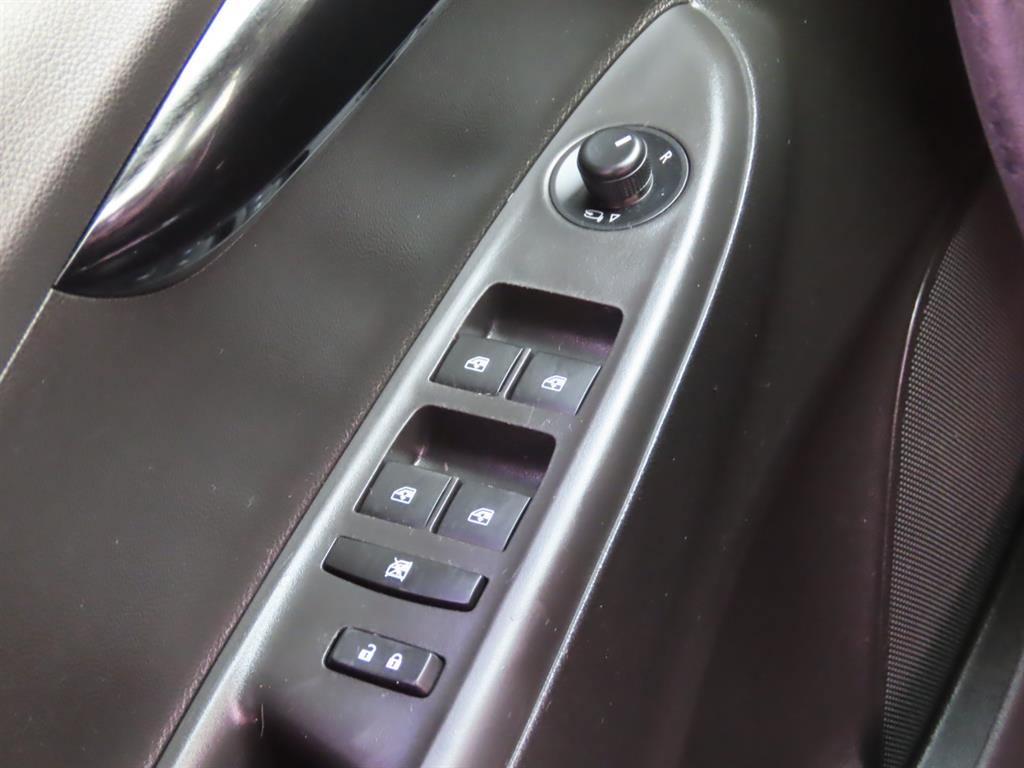 Chevrolet Spark LTZ C-TECH 9