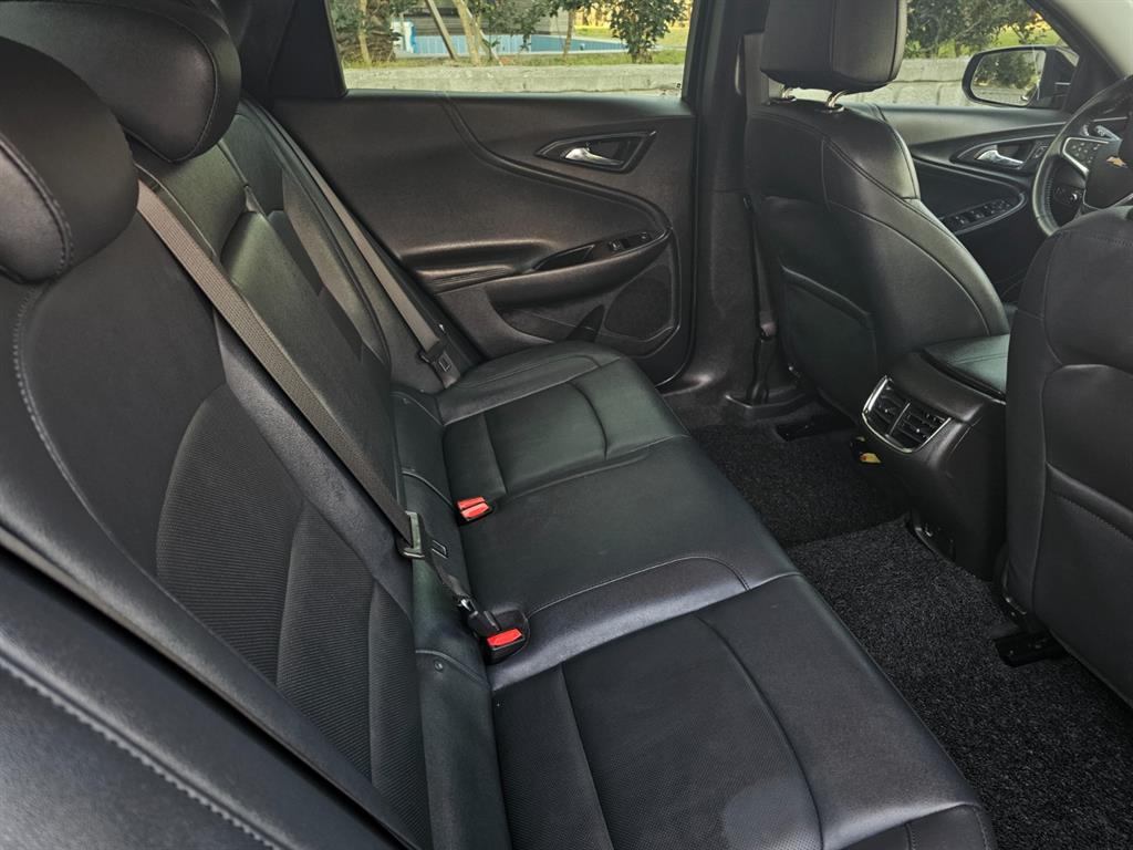 Chevrolet Malibu Gasoline 2.0 Turbo Redline 7