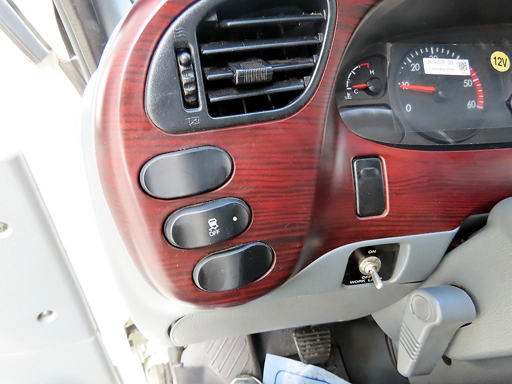 현대 마이티큐티 2.5톤 카고 11