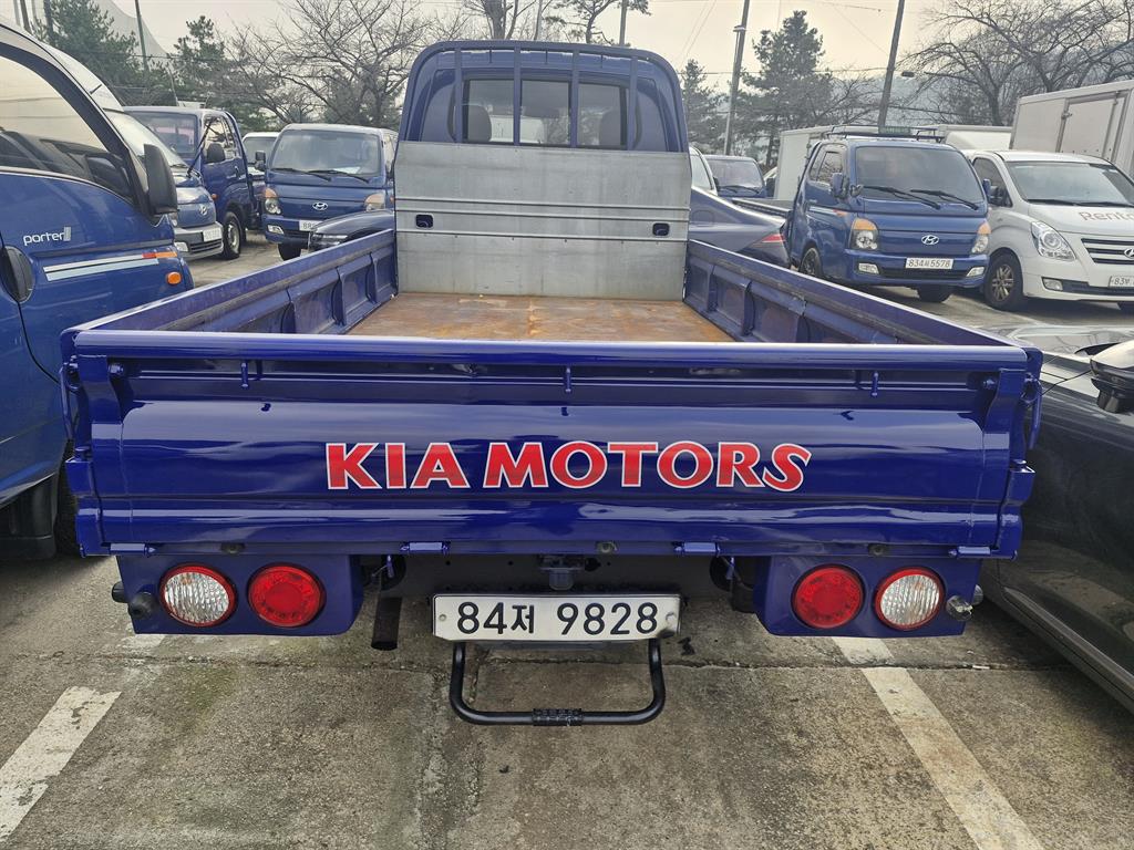 기아 봉고3 1.2톤 카고 3
