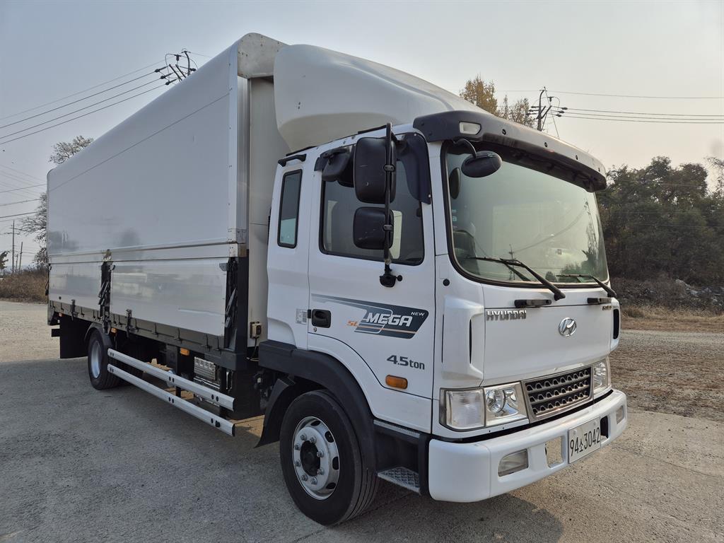 현대 메가트럭 280 단바리 윙바디 4.5톤 수동 2
